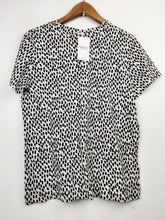 Buy online pre-used pre-loved 100% authentic & Original branded Next (TS-1494) available in Pakistan. Top international brands avilable.